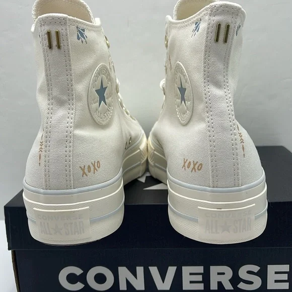 Converse WMNS High-Top Platform Sneakers
CTAS LIFT HI VINTAGE WHITE/COCOON BLUE - Picture 13 of 16